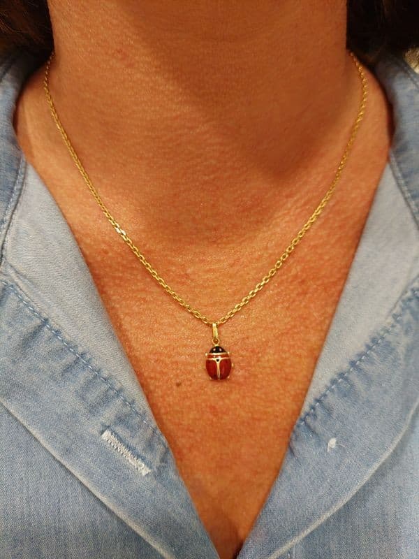 PENDENTIF COCCINELLE — vue 2