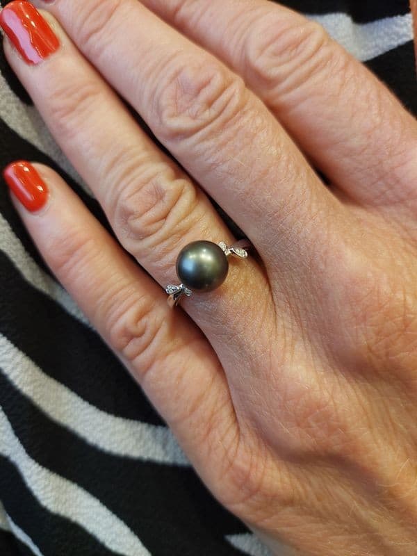 BAGUE PERLE DE TAHITI ET DIAMANTS — vue 2