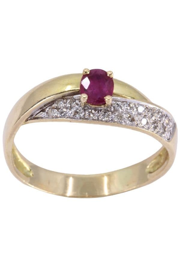 BAGUE MODERNE RUBIS ET DIAMANTS — vue 1