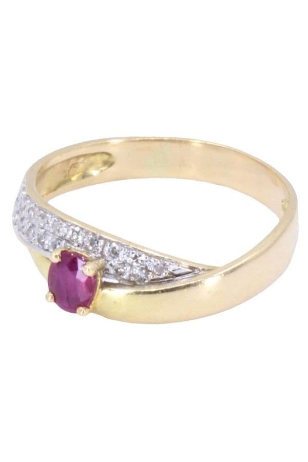 BAGUE MODERNE RUBIS ET DIAMANTS — vue 3