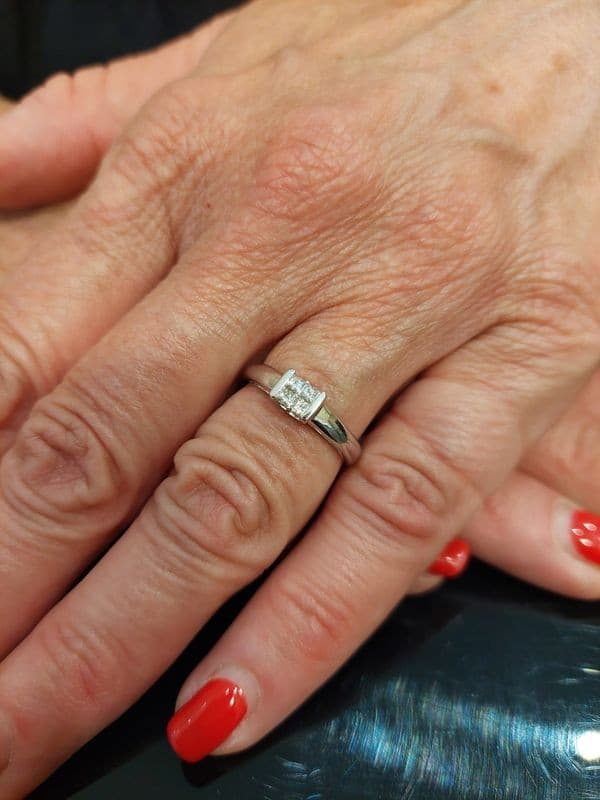 BAGUE STYLE SOLITAIRE DIAMANTS — vue 2