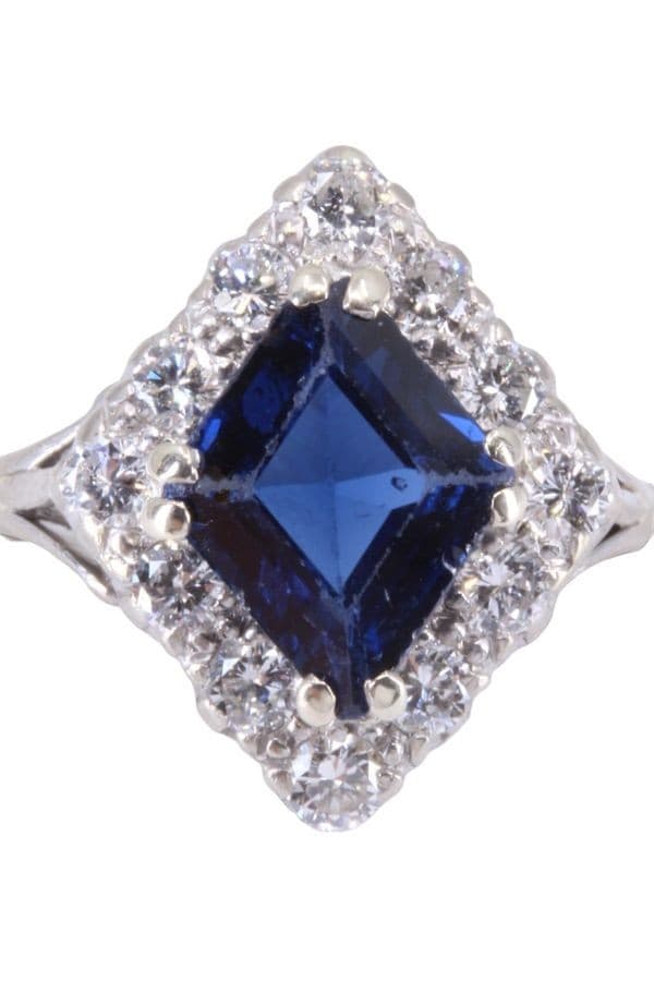 BAGUE SAPHIR ET DIAMANTS ANNÉES 50' — vue 1